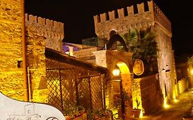 Residenza L'Antico Borgo Hotel